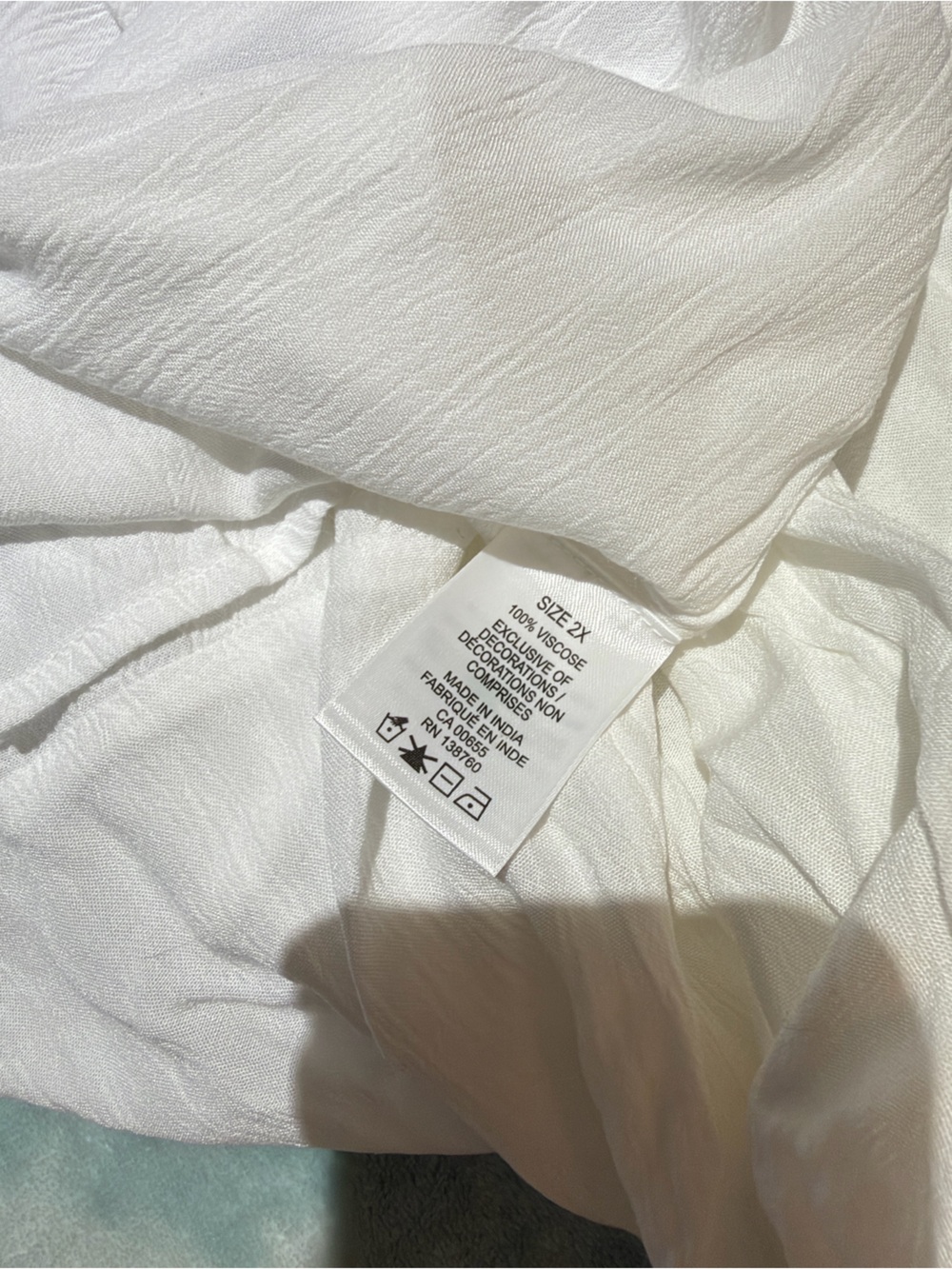 White Top - Picture 3 of 3